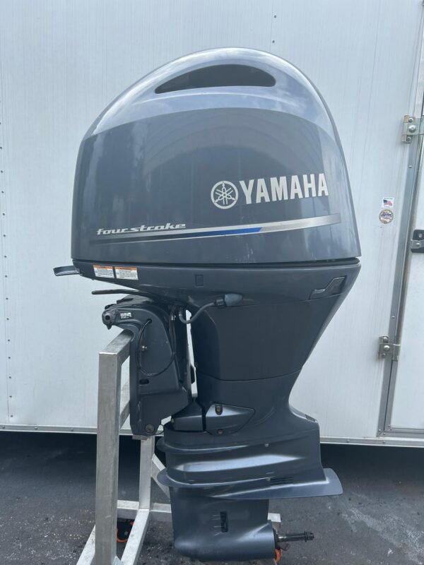 2016 Yamaha 150hp outboard motor. 2016 Yamaha f150 - Image 3