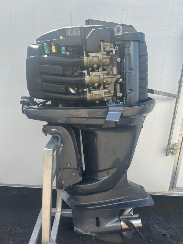 Yamaha f225 four stroke - Image 8