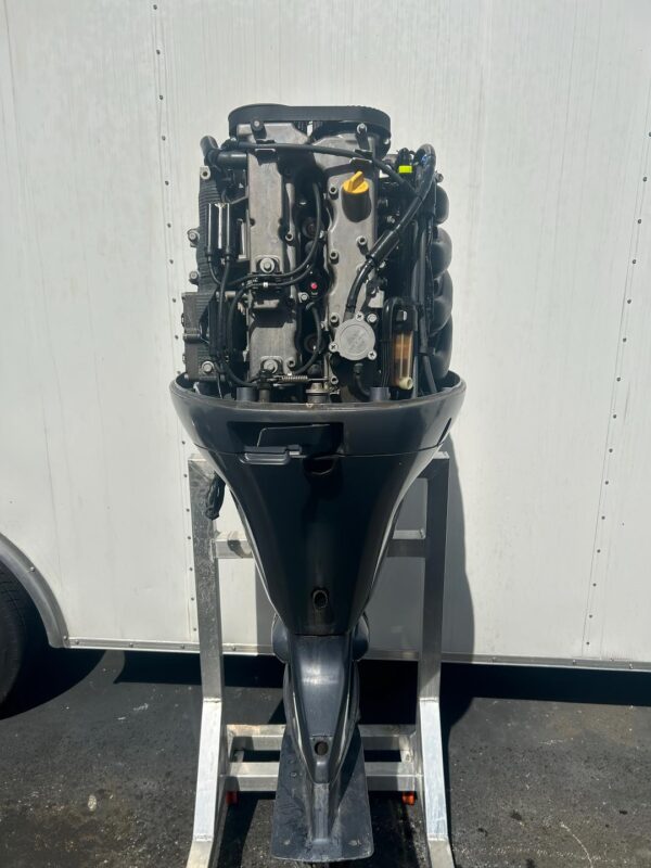 2015 Yamaha f115 outboard motor - Image 9