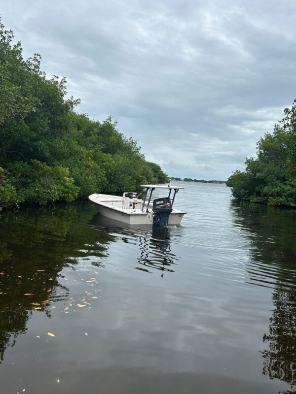 1990 16ft flats boat crossover marine - Image 10