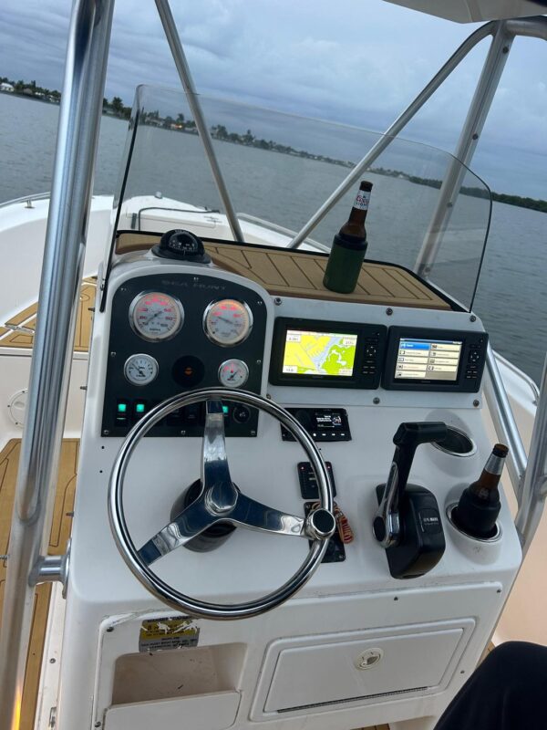 2005 seahunt - Image 16
