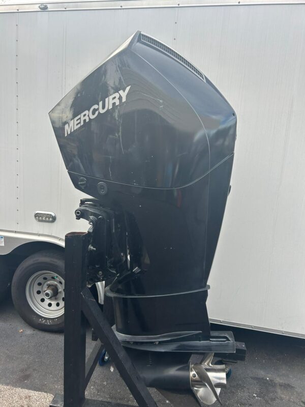 Mercury 250hp v8