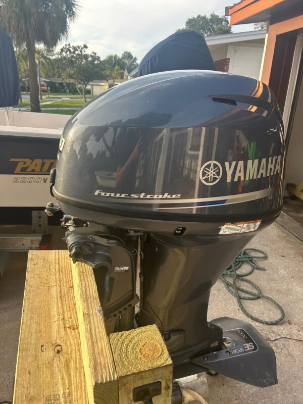 2021 yamaha 40hp - Image 3
