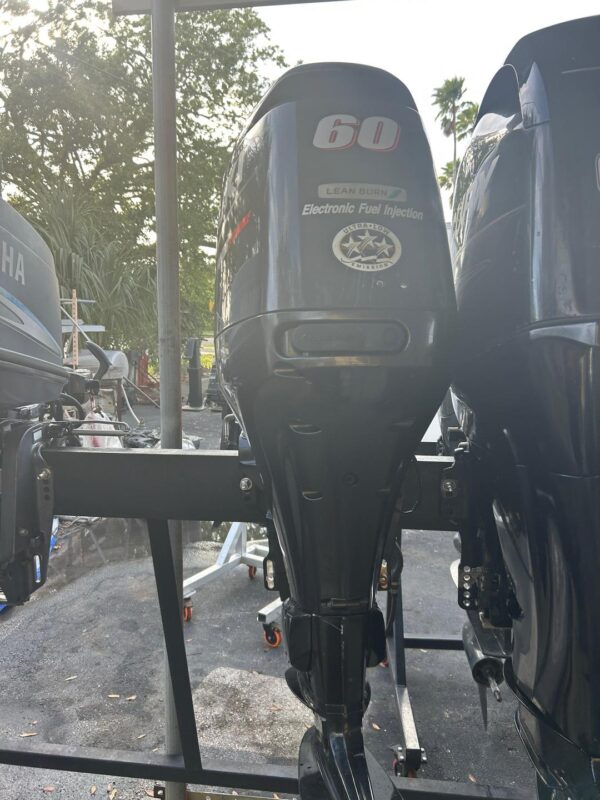Suzuki 60hp Outboard Motors - Image 3
