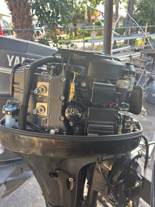 Suzuki 60hp Outboard Motors - Image 6