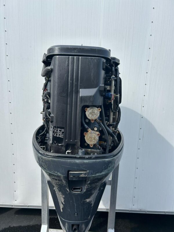 2004 Yamaha f150 four stroke outboard boat motor - Image 6